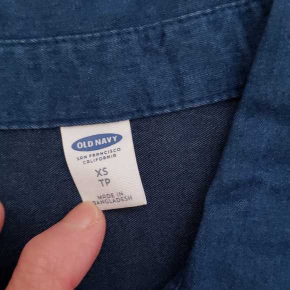 Old Navy Denim Shirt Dress - Picture 4 of 8